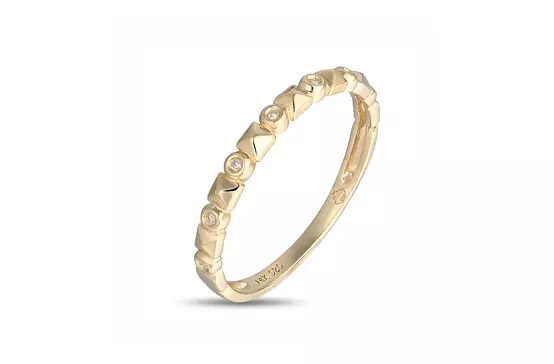 yellow gold stackable jewelry ring for rent online