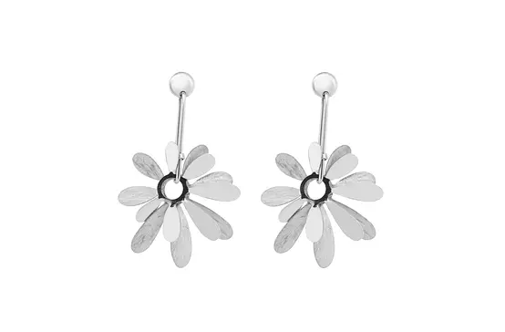 silver flower earrings on rent for women online