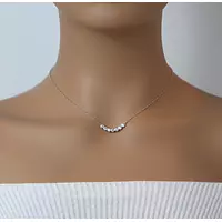 diamond necklace for rent in white gold