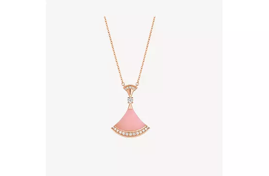  Bulgari Diva's Dream Diamond Pink Opal Rose Gold Pendant Necklace For Rent