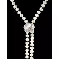 Borrow pearl necklace