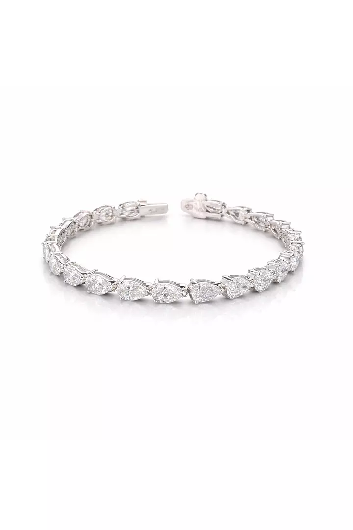rent pear shaped diamond bracelet
