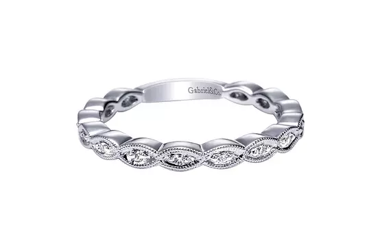 platinum and diamond band on rent for women