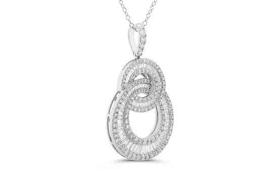 diamond circle pendant necklace for rent for wedding day