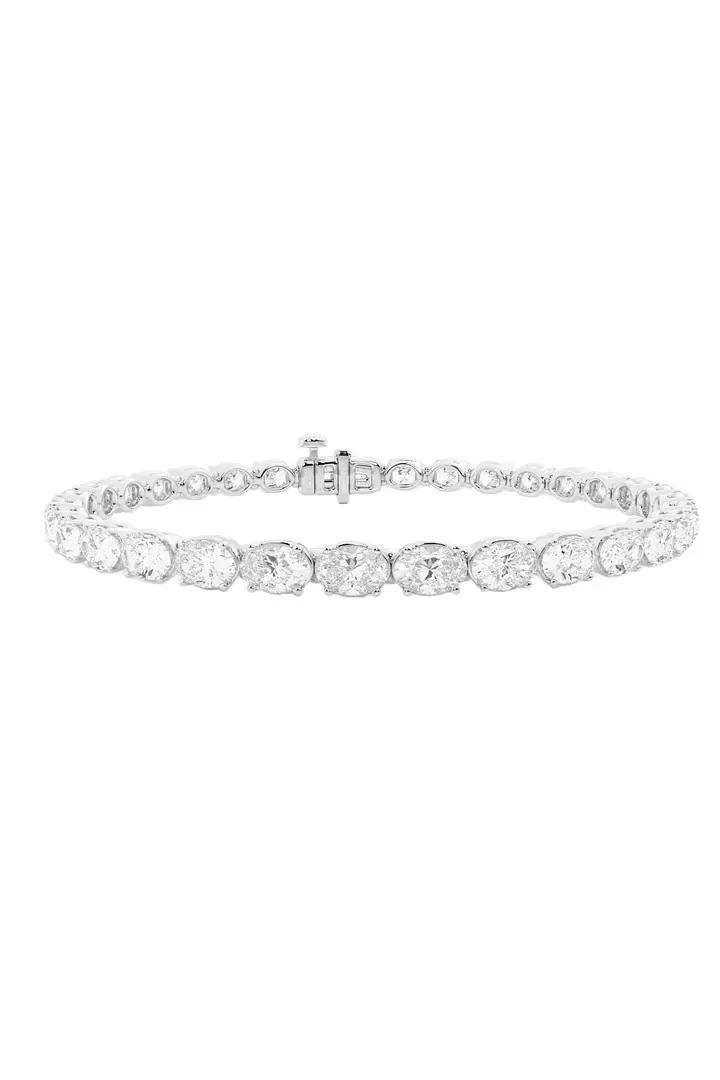 oval diamonds bracelet for rent  on wedding day