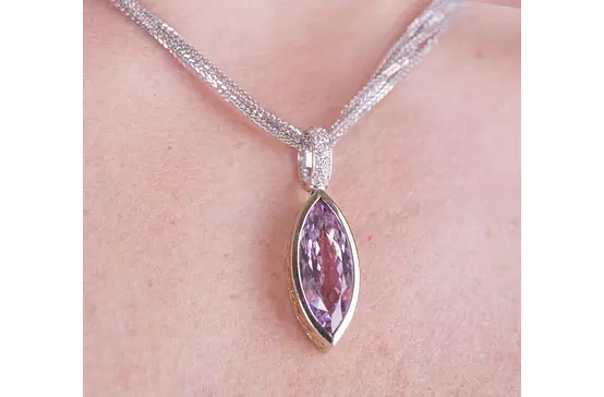 Kunzite and diamonds couture necklace for rent