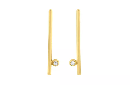 gold and diamond earrings on rent for women