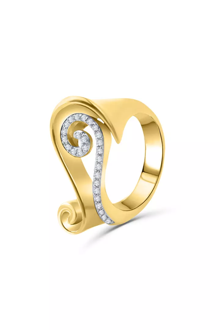 borrow gold diamond cocktail ring for women