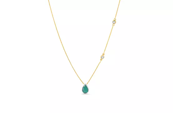 gold chain with emerald pendant on rent for women