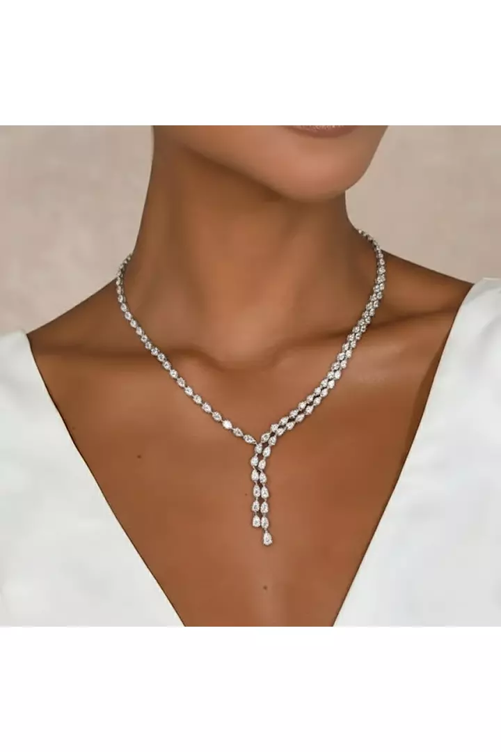 Rent Regalia Eco Diamonds Lariat Style Necklace with Pear Drops