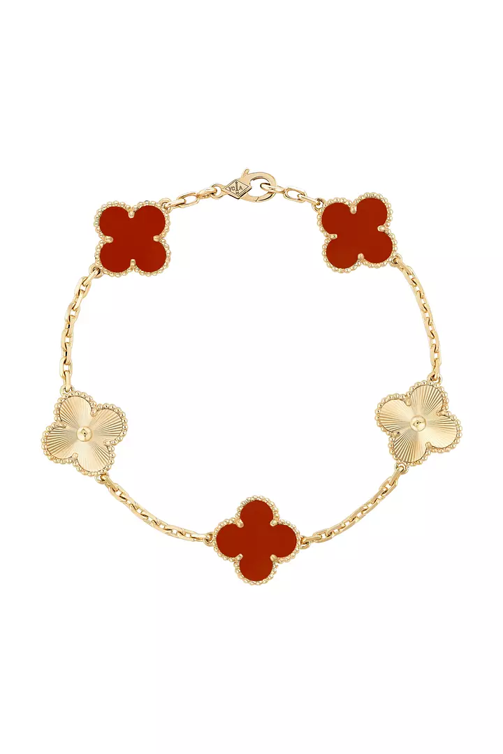 red alhambra bracelet for rent
