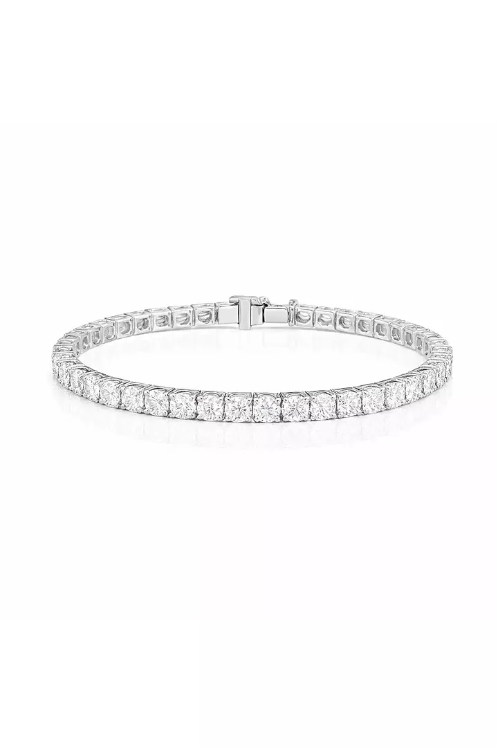 Borrow diamond tennis bracelet for events