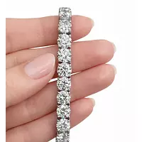 rent diamond tennis bracelet