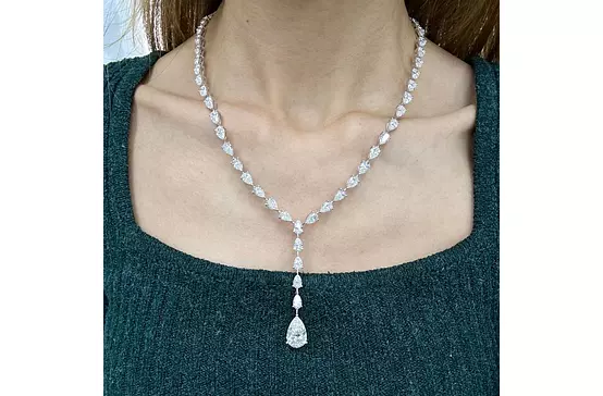 Rent 18k White Gold Pear shaped Diamond Lariat Necklace