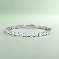 Rent oval diamonds bracelet for rent  on wedding day