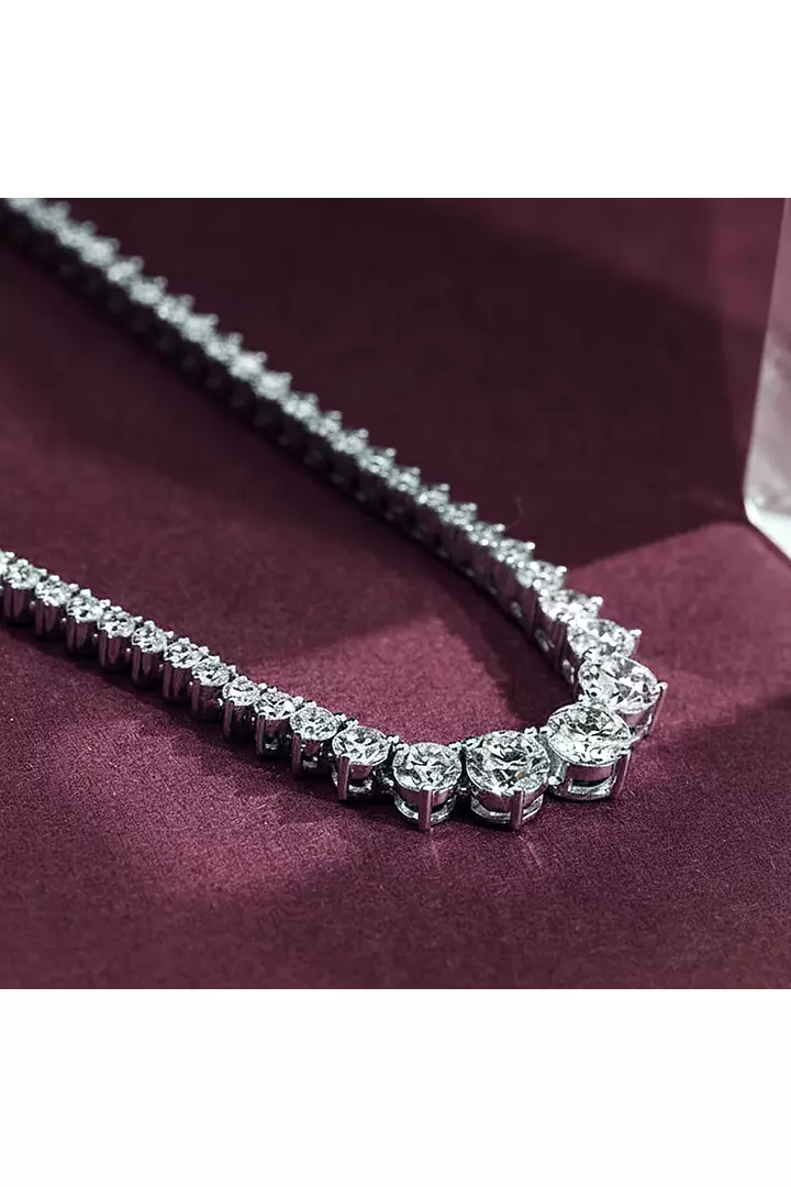 20 carats Riviera Graduated Diamond Tennis Necklace 3 Prongs