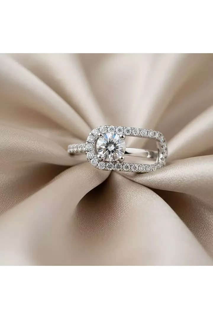 Paperclip Eco Diamonds Fashion Ring