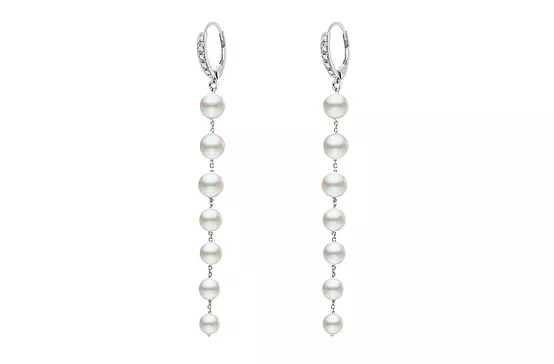 Parisian Style Diamond Band