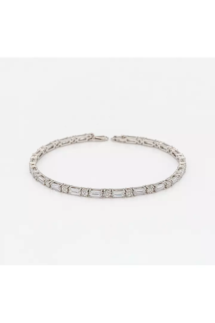 Alternating Emerald and Round Diamond Bracelet