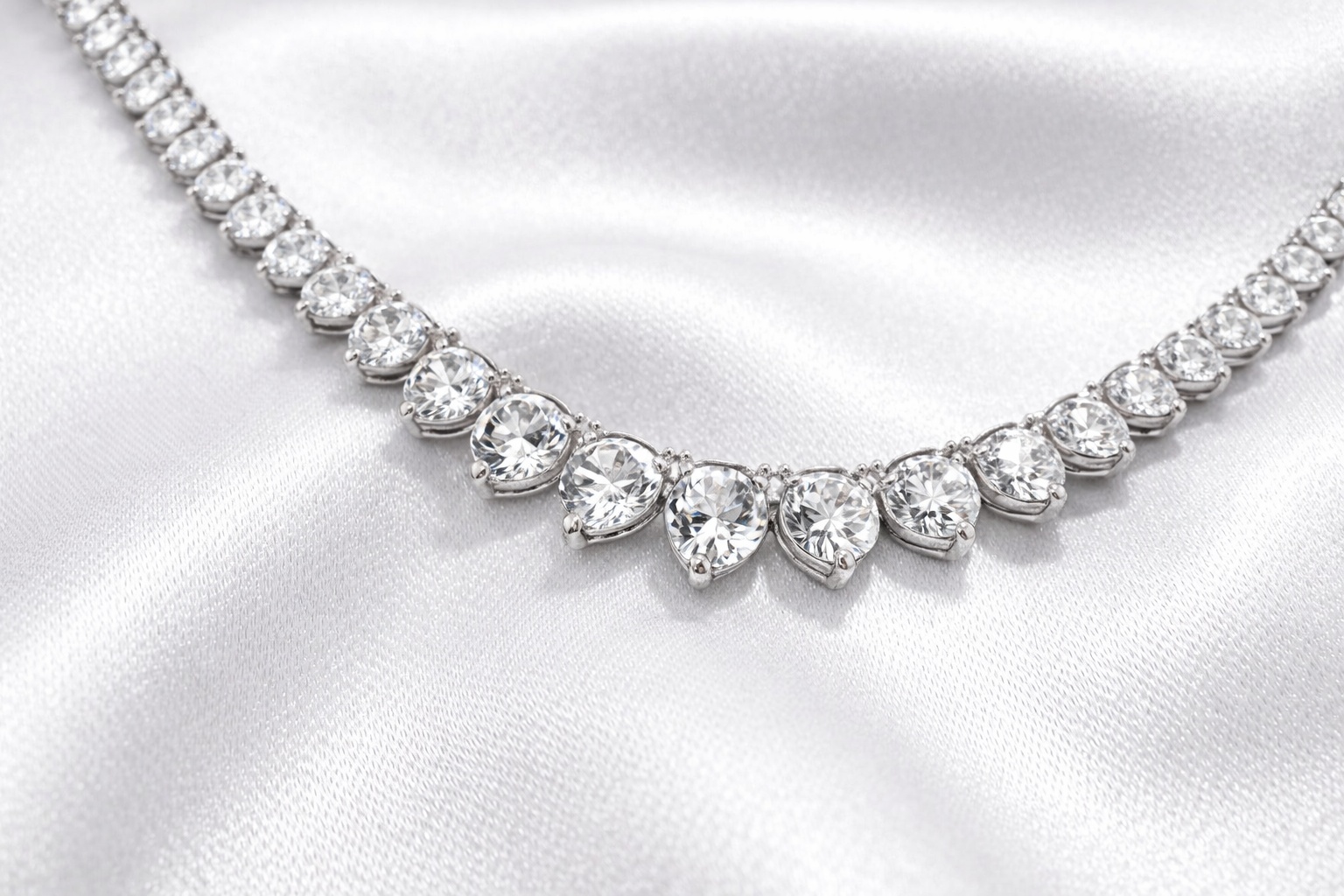 Prestige Glow Round Eco Diamonds Riviera Necklace