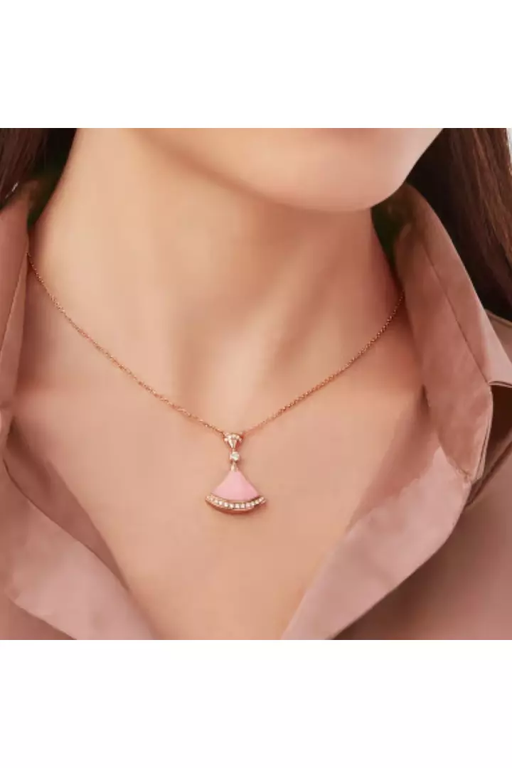 BULGARI Diva's Dream Pink Opal Pendant Necklace