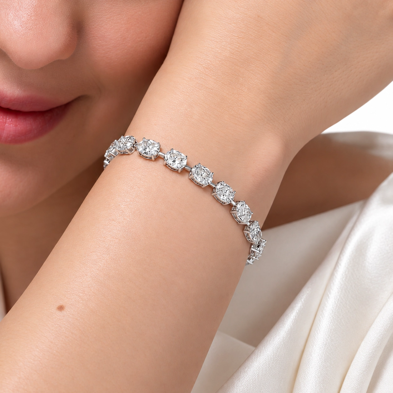 Oval Diamond Link Tennis Bracelet