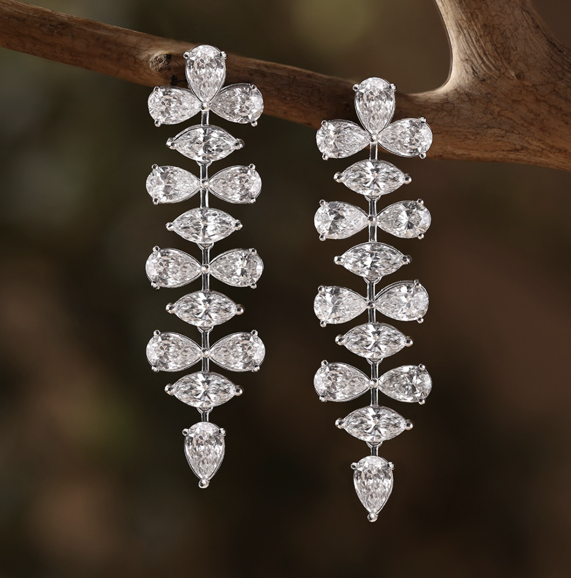 La Parisienne Pear Shaped Eco Diamonds Drop Earrings