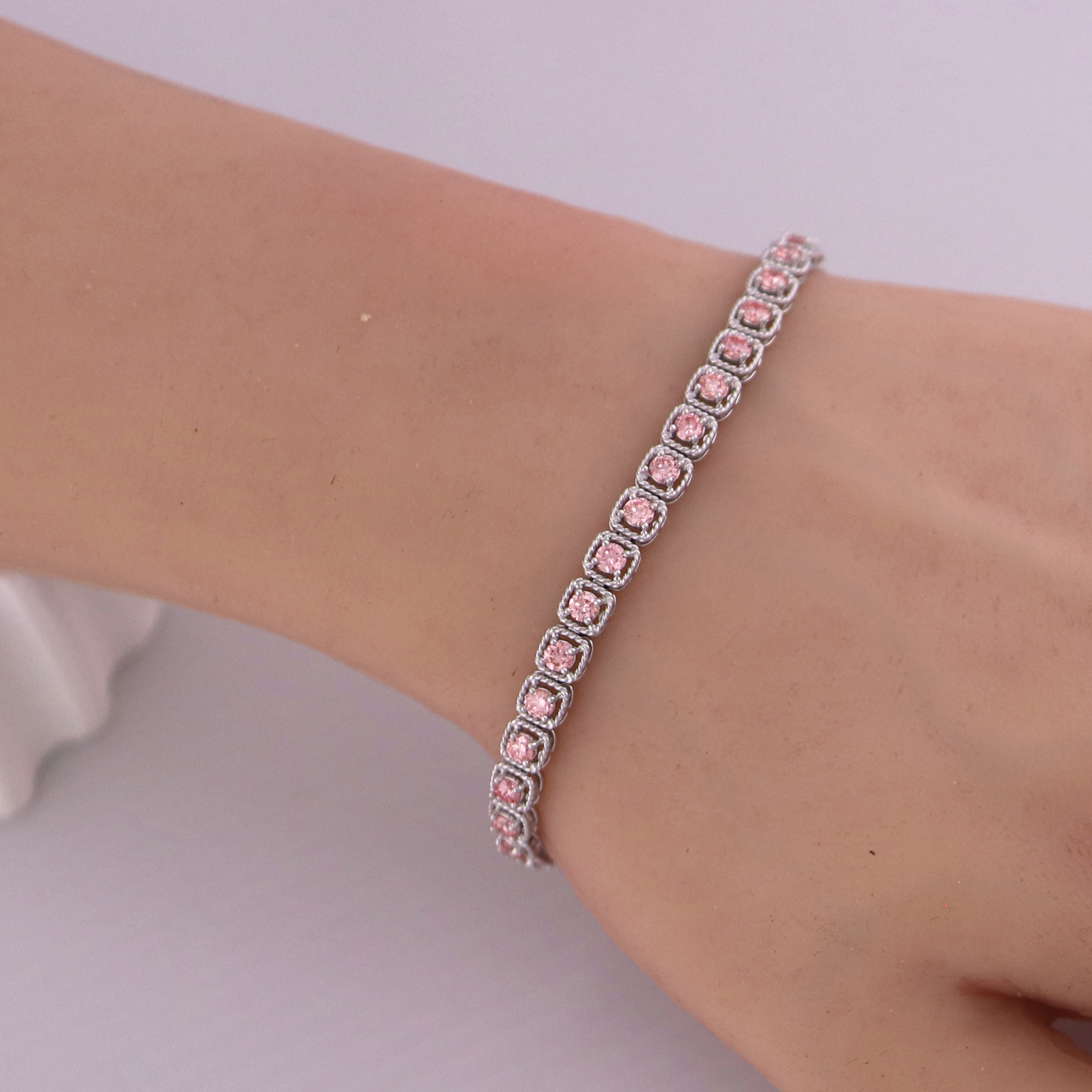 Fancy Intense Pink Eco Diamonds Bracelet