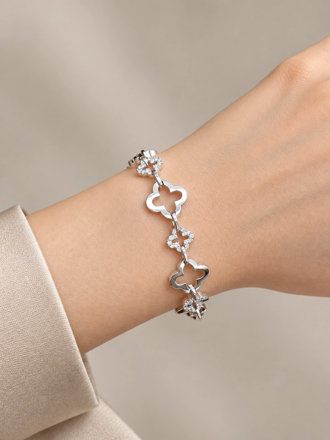 Diamond Clover Link Bracelet