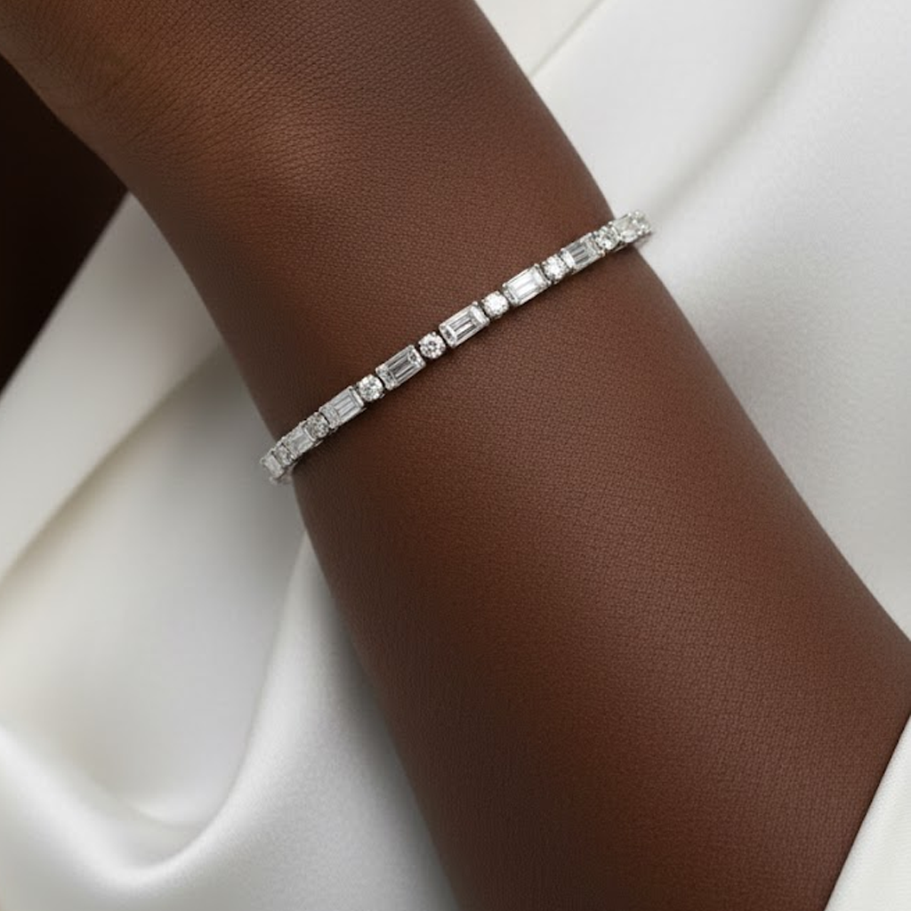 Alternating Emerald and Round Diamond Bracelet