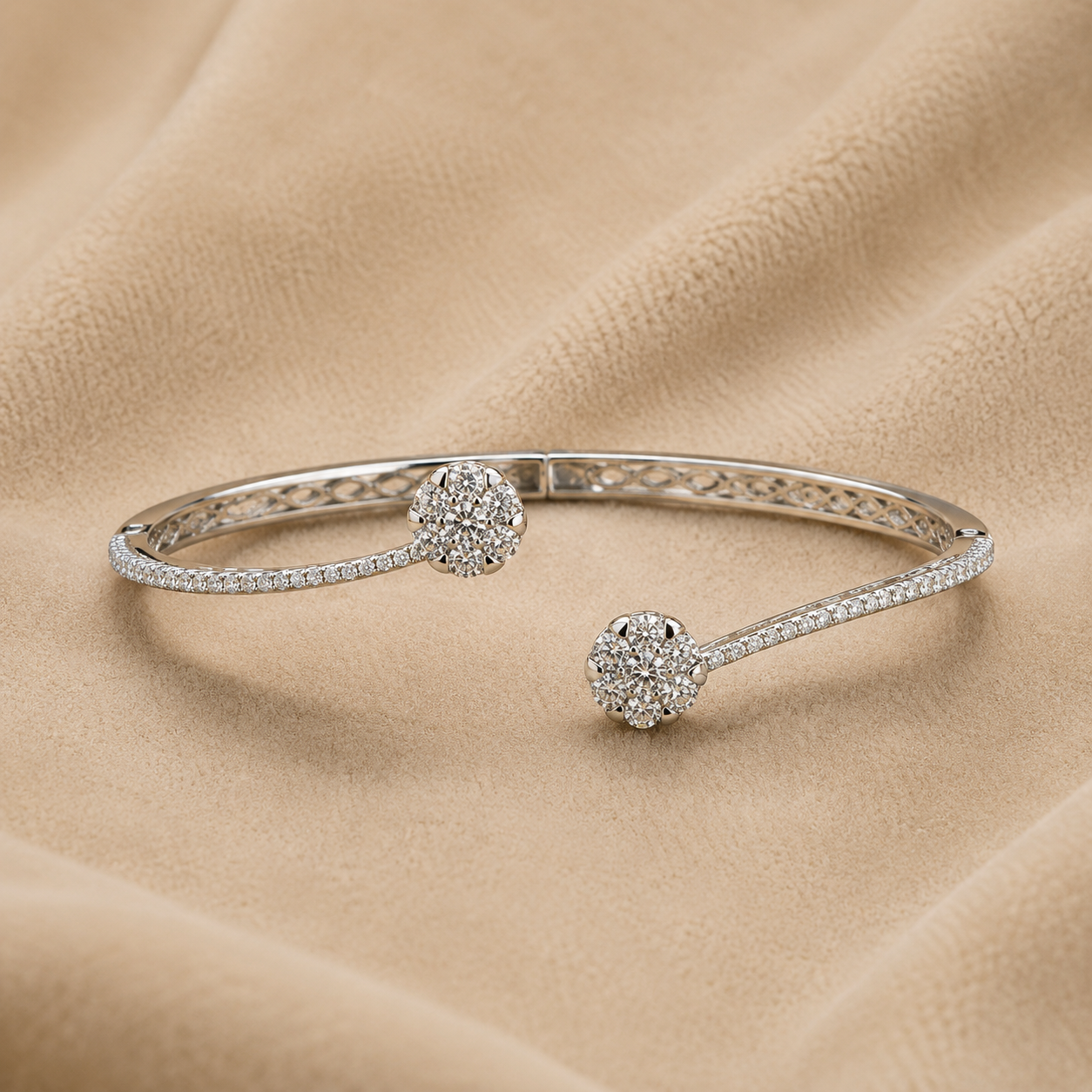 Round Eco Diamond Bangle