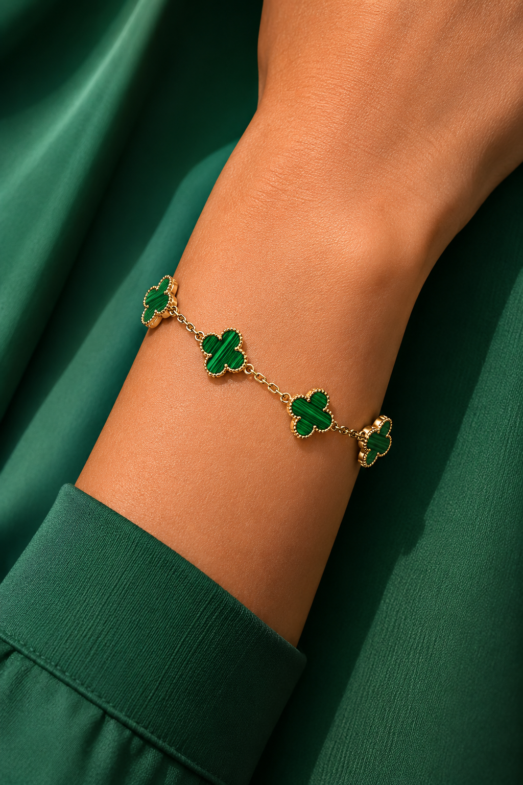 Van Cleef Green Malachite Alhambra Bracelet - Trejours